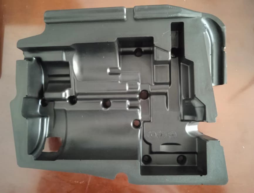 PU self-skin soundproof cover.jpg