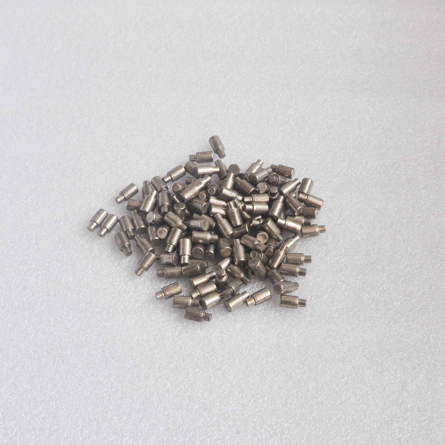 不锈钢铆钉.JPG
