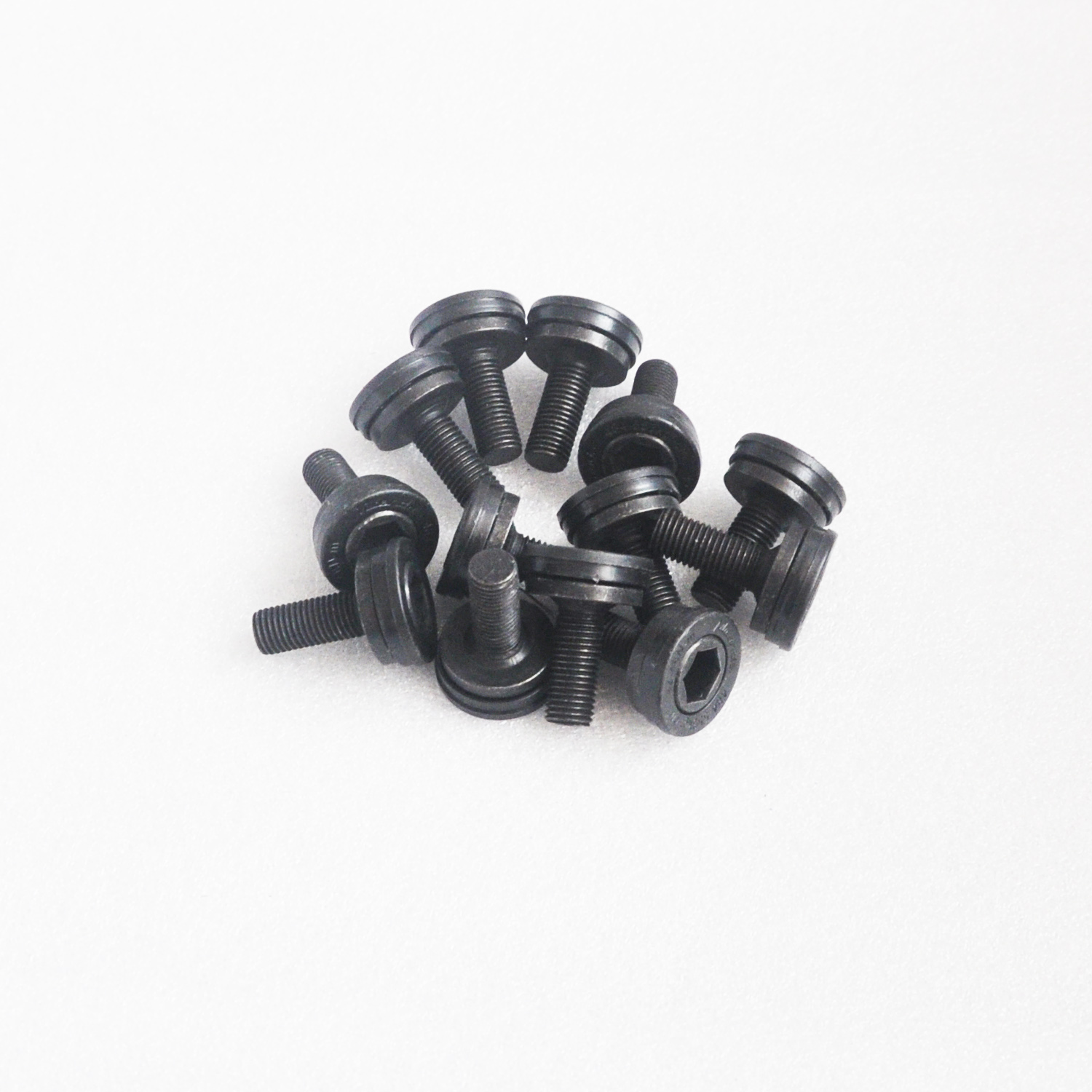 M8X1X18.5防水螺丝黑 12.9级.JPG