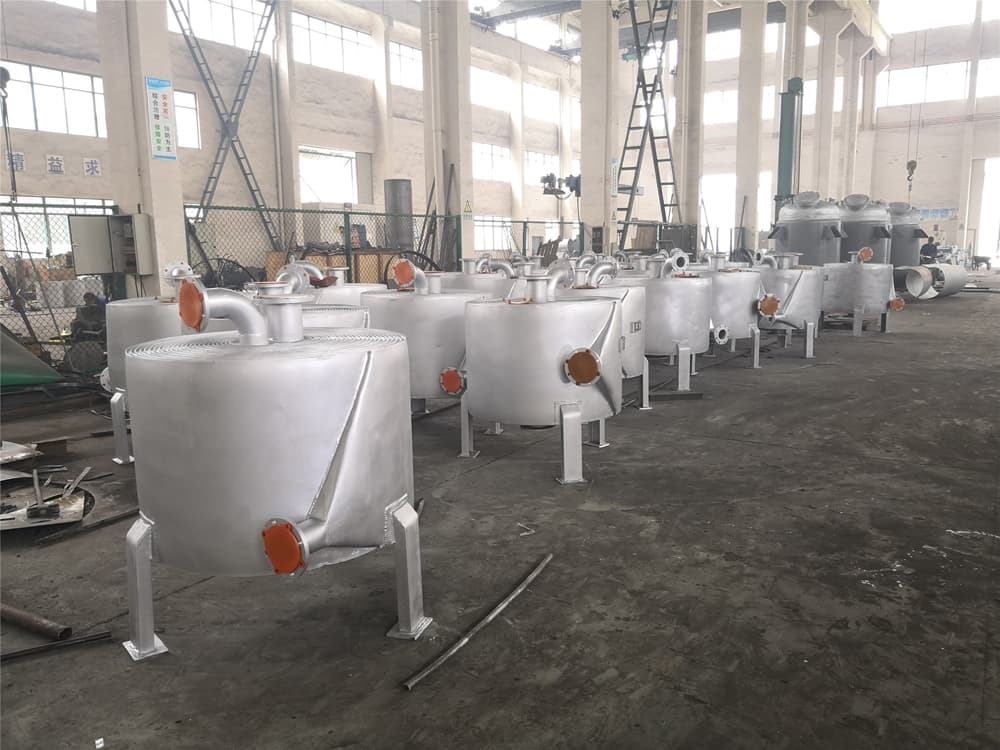 1677121634244265.jpg 螺旋板冷凝器.jpg