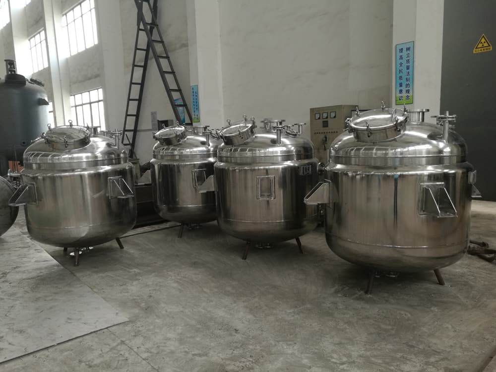 抛光蒸馏釜.jpg