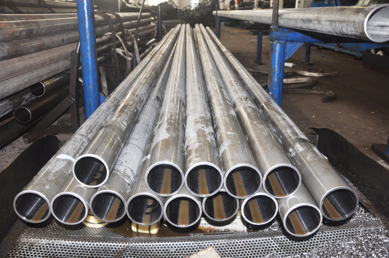 1677131043478713.jpg 3195ab4844d7a18ea92f05e7b0d54113.jpg