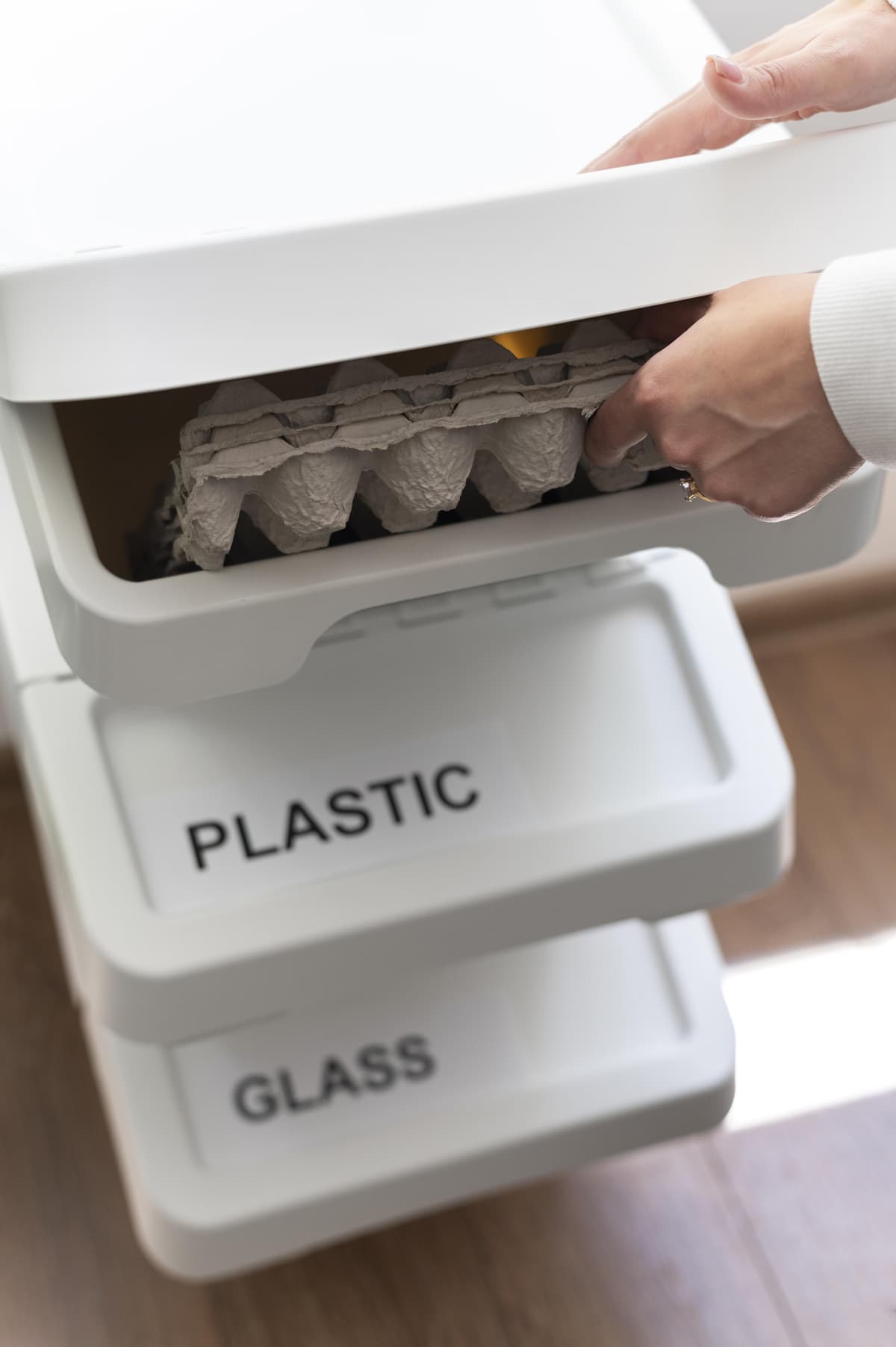 Slant Insert Crates.jpg